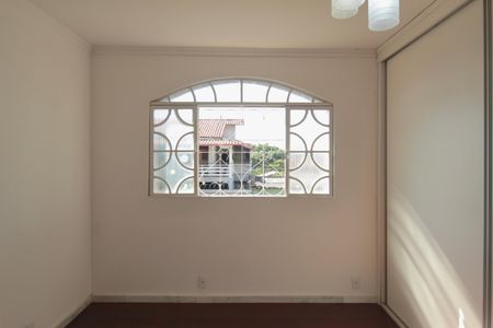 Casa à venda com 480m², 4 quartos e 5 vagasQuarto 1