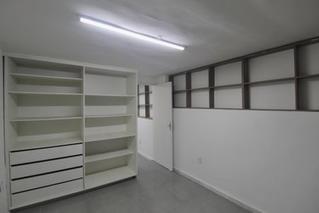 Casa à venda com 480m², 4 quartos e 5 vagasEscritório