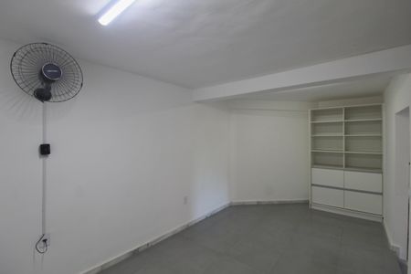 Casa à venda com 480m², 4 quartos e 5 vagasAcademia