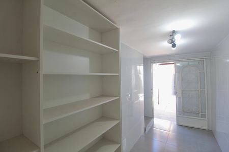 Casa à venda com 480m², 4 quartos e 5 vagasDespensa