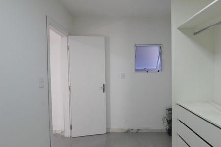 Casa à venda com 480m², 4 quartos e 5 vagasCloset da Suite 2 (Inferior)