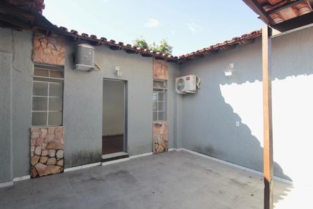 Casa à venda com 480m², 4 quartos e 5 vagasÁrea de Serviço