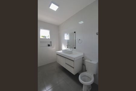 Casa à venda com 480m², 4 quartos e 5 vagasBanheiro Social (Superior)
