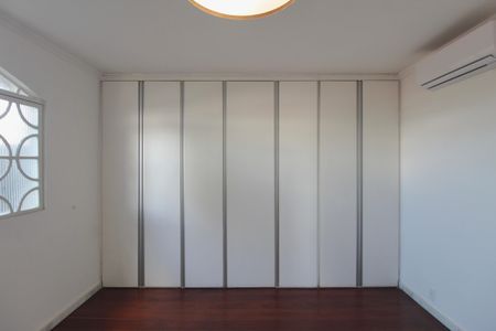 Casa à venda com 480m², 4 quartos e 5 vagasSuite 1