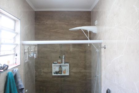 Casa à venda com 268m², 3 quartos e 5 vagasBanheiro 2