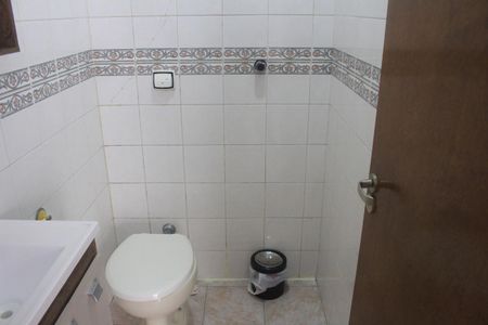 Casa à venda com 268m², 3 quartos e 5 vagasBanheiro 1