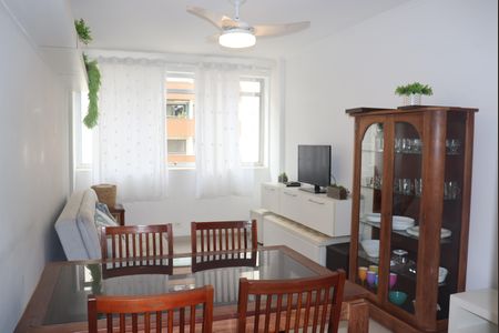 Apartamento à venda com 52m², 1 quarto e 1 vagaSala