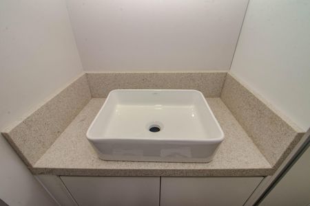 Apartamento à venda com 71m², 2 quartos e 1 vaga Apartamento à venda com 71m², 2 quartos e 1 vagaLavabo