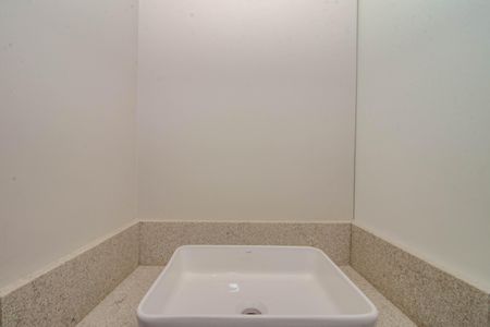 Apartamento à venda com 71m², 2 quartos e 1 vaga Apartamento à venda com 71m², 2 quartos e 1 vagaLavabo