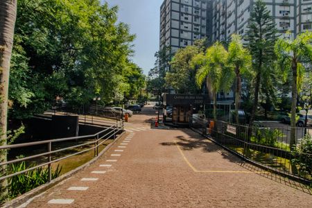 Apartamento à venda com 71m², 2 quartos e 1 vaga Apartamento à venda com 71m², 2 quartos e 1 vagaFachada