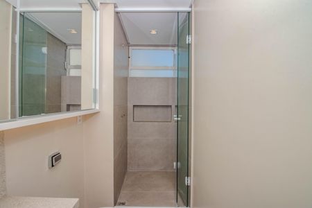 Apartamento à venda com 71m², 2 quartos e 1 vaga Apartamento à venda com 71m², 2 quartos e 1 vagaBanheiro