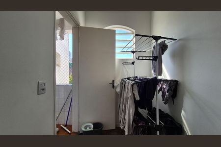 Quarto de serviço de apartamento à venda com 2 quartos, 82m² em Parque Jaçatuba, Santo André