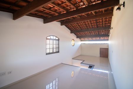 Casa à venda com 315m², 3 quartos e 3 vagasSÓTÃO