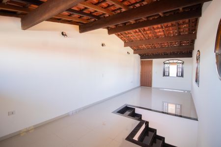 Casa à venda com 315m², 3 quartos e 3 vagasSÓTÃO
