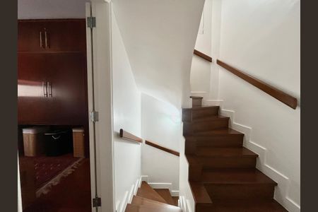 Apartamento à venda com 100m², 2 quartos e sem vagaCORREDOR