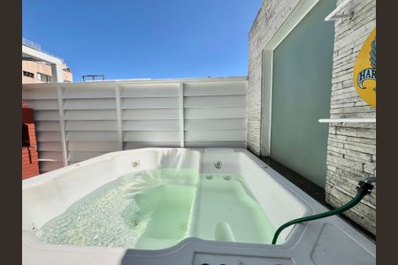 Apartamento à venda com 100m², 2 quartos e sem vagaCOBERTURA 