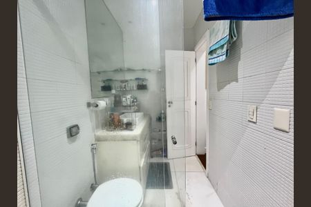 Apartamento à venda com 100m², 2 quartos e sem vagaBANHEIRO 1