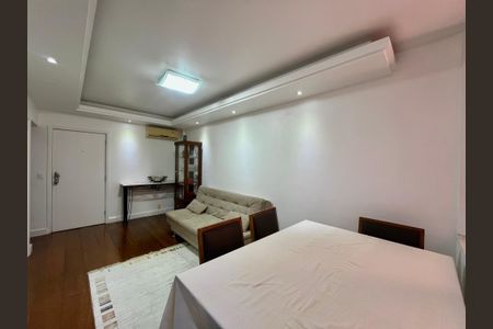 SALA de apartamento à venda com 2 quartos, 100m² em Leblon, Rio de Janeiro
