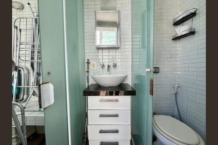 Apartamento à venda com 100m², 2 quartos e sem vagaBANHEIRO 2