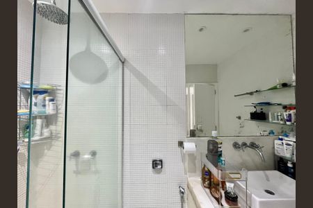 Apartamento à venda com 100m², 2 quartos e sem vagaBANHEIRO 1