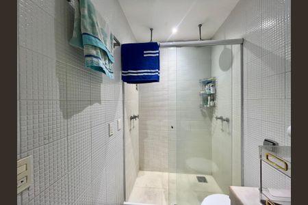 Apartamento à venda com 100m², 2 quartos e sem vagaBANHEIRO 1