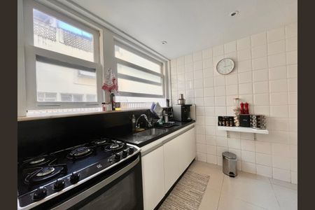 Apartamento à venda com 100m², 2 quartos e sem vagaCOZINHA