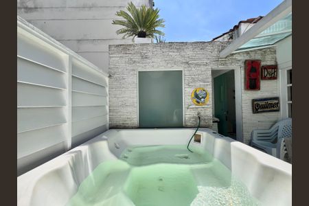 Apartamento à venda com 100m², 2 quartos e sem vagaCOBERTURA 