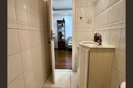 Apartamento à venda com 100m², 2 quartos e sem vagaLAVABO