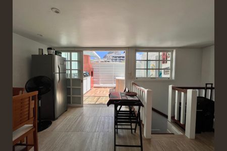 Apartamento à venda com 100m², 2 quartos e sem vagaCOBERTURA 