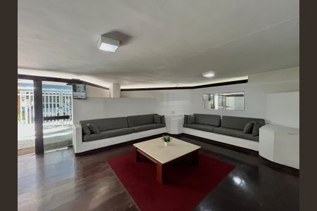 Apartamento à venda com 100m², 2 quartos e sem vagaHall de entrada