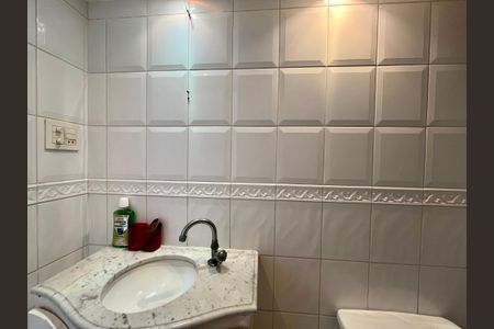 Apartamento à venda com 100m², 2 quartos e sem vagaLAVABO