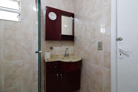 Casa para alugar com 170m², 2 quartos e 3 vagas Casa para alugar com 170m², 2 quartos e 3 vagasBanheiro de Serviço