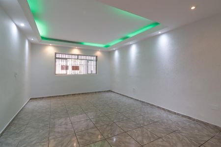 Casa para alugar com 170m², 2 quartos e 3 vagas