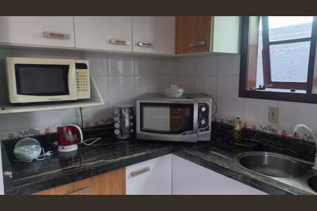 Cozinha de casa para alugar com 4 quartos, 194m² em Campeche Leste, Florianópolis