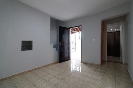 Sala de casa para alugar com 3 quartos, 150m² em Jardim Artur Alvim, São Paulo