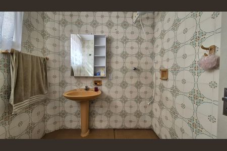 Banheiro de apartamento à venda com 2 quartos, 82m² em Parque Jaçatuba, Santo André