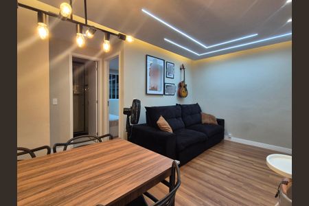 Sala  de apartamento para alugar com 2 quartos, 48m² em Recreio, Rio de Janeiro