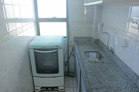 Studio para alugar com 54m², 1 quarto e 1 vaga Studio para alugar com 54m², 1 quarto e 1 vagaCozinha e Área de Serviço