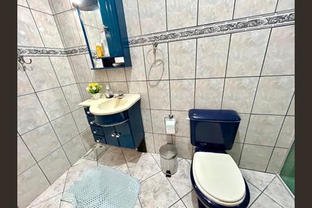 Casa à venda com 156m², 2 quartos e 2 vagasBanheiro da Suíte
