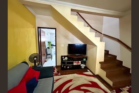 Casa à venda com 156m², 2 quartos e 2 vagasSala