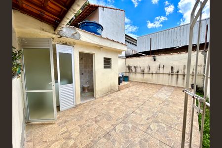 Casa à venda com 156m², 2 quartos e 2 vagasQuintal 