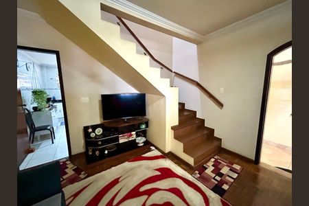 Casa à venda com 156m², 2 quartos e 2 vagasSala 