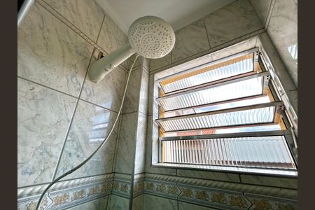 Casa à venda com 156m², 2 quartos e 2 vagasBanheiro 1