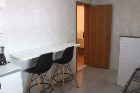 Apartamento à venda com 85m², 2 quartos e 1 vagaSala