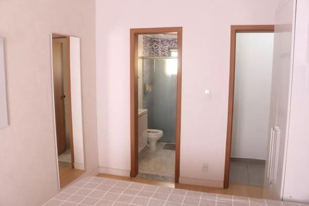 Apartamento à venda com 85m², 2 quartos e 1 vagaSuíte
