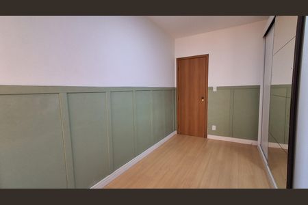 Quarto de apartamento à venda com 2 quartos, 85m² em Nova Gerti, São Caetano do Sul