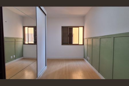 Apartamento à venda com 85m², 2 quartos e 1 vaga Apartamento à venda com 85m², 2 quartos e 1 vagaQuarto