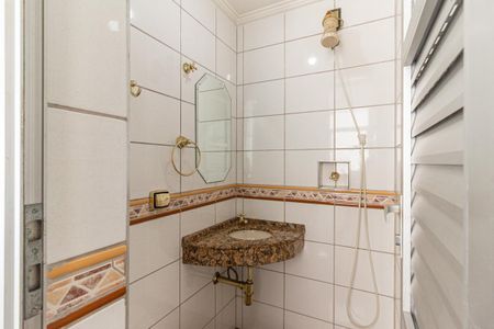 Apartamento à venda com 126m², 3 quartos e 2 vagasBanheiro de Serviço