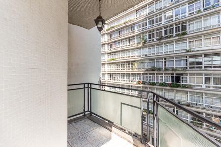 Apartamento à venda com 126m², 3 quartos e 2 vagasVaranda da Suíte