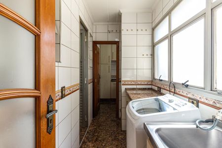 Apartamento à venda com 126m², 3 quartos e 2 vagasÁrea de Serviço